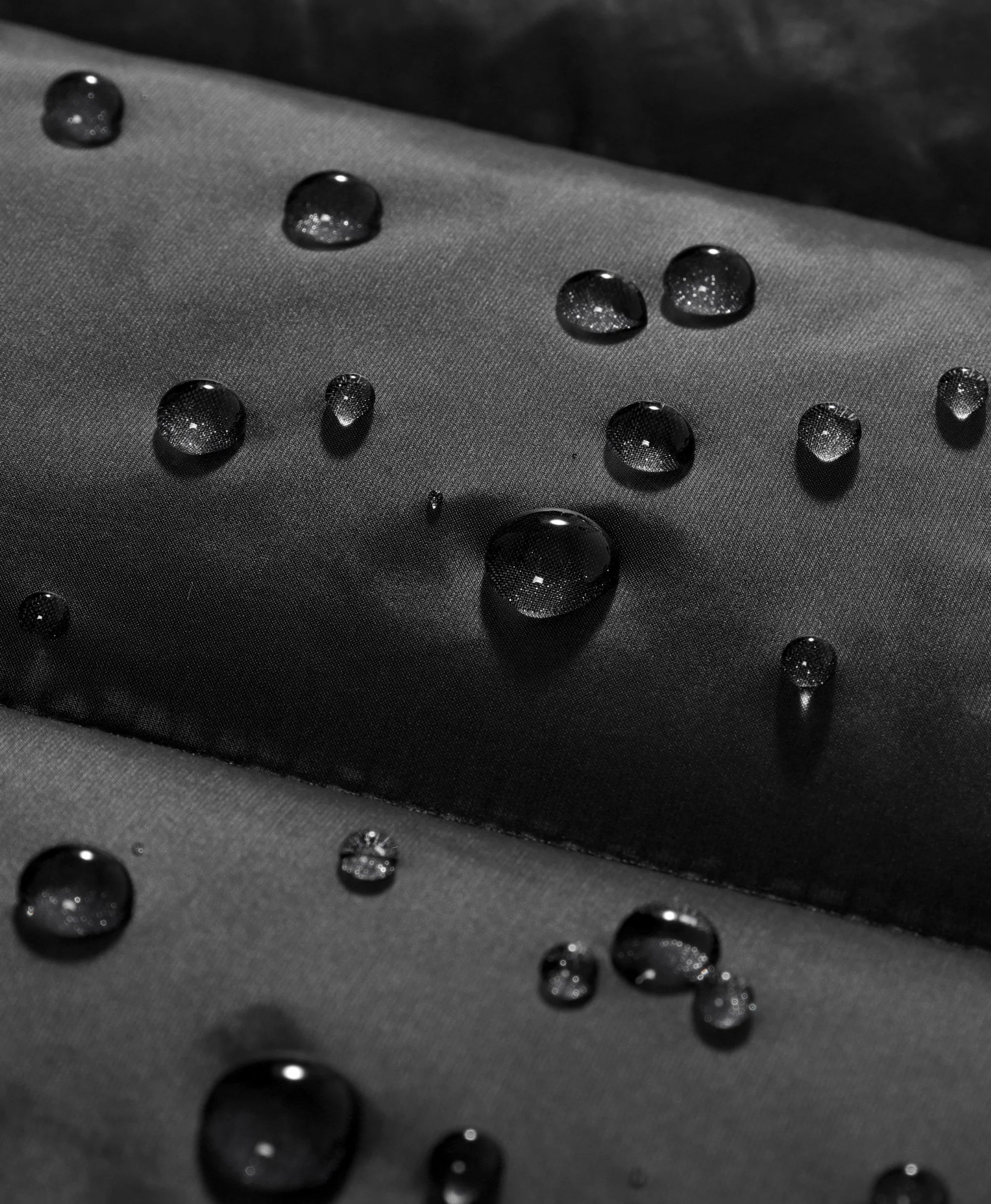 ORORO Heated AeroPro Men's 8-Zone Packable Heated Down Jacket - Image 20