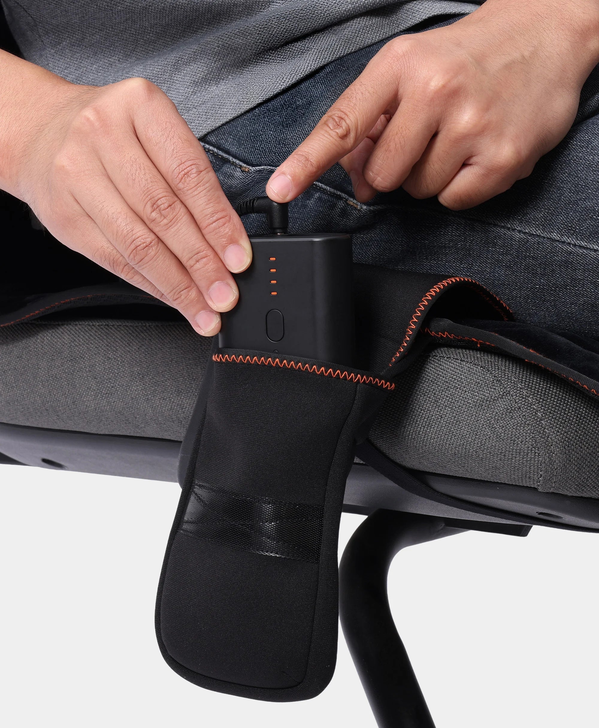 ORORO Heated Everrest 3-Zone Heated Indoor Seat Cushion - Image 8