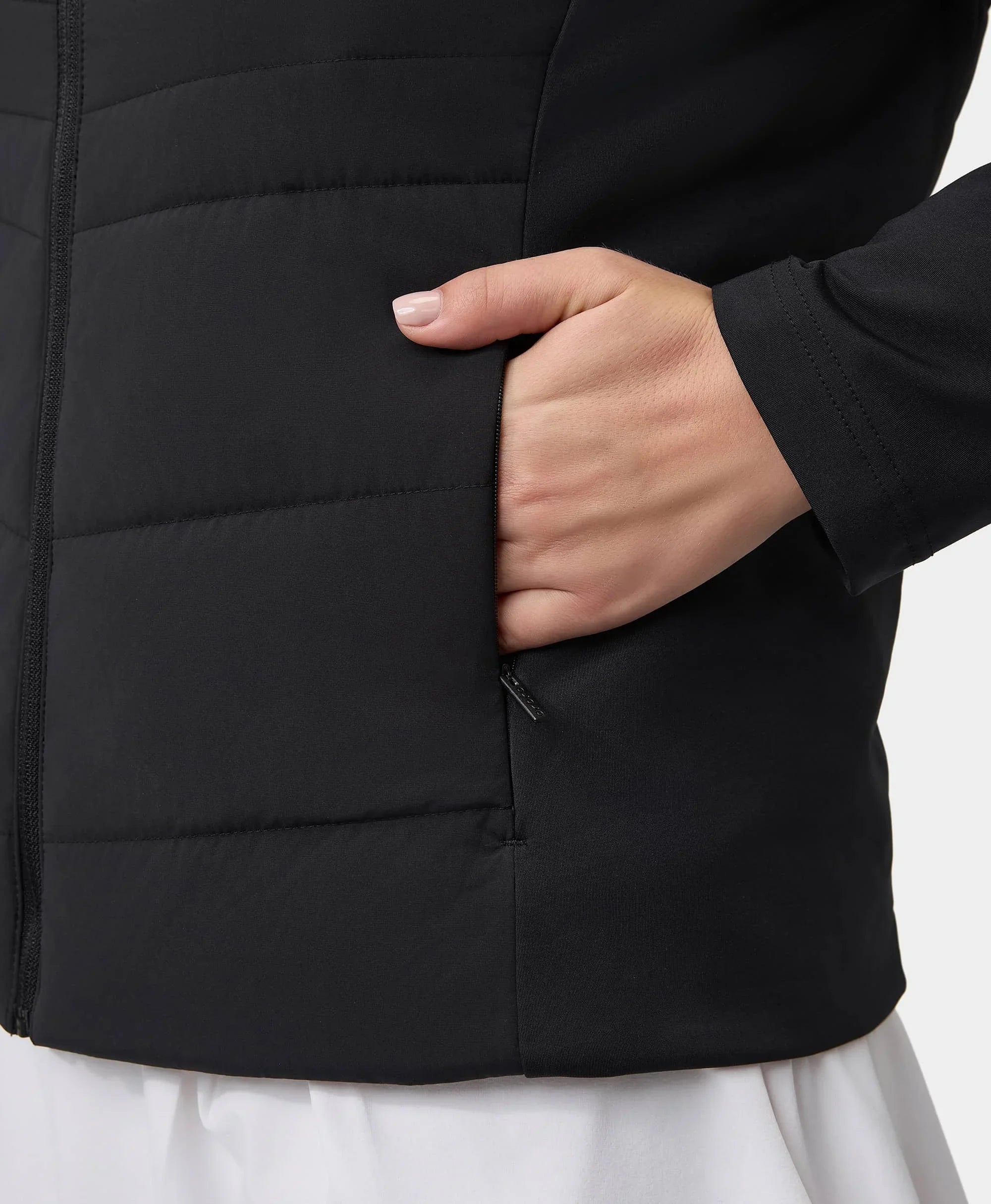 ORORO Heated Turnberry Women's Heated Golf Jacket w/ Zip-off Sleeves (Apparel Only) - Image 11