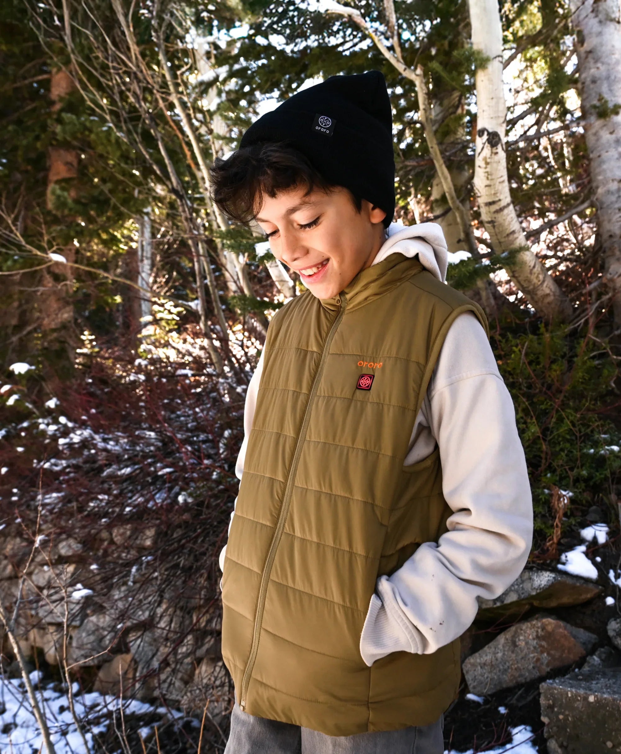 ORORO Heated Kids' 4-Zone Classic Heated Vest - Image 18