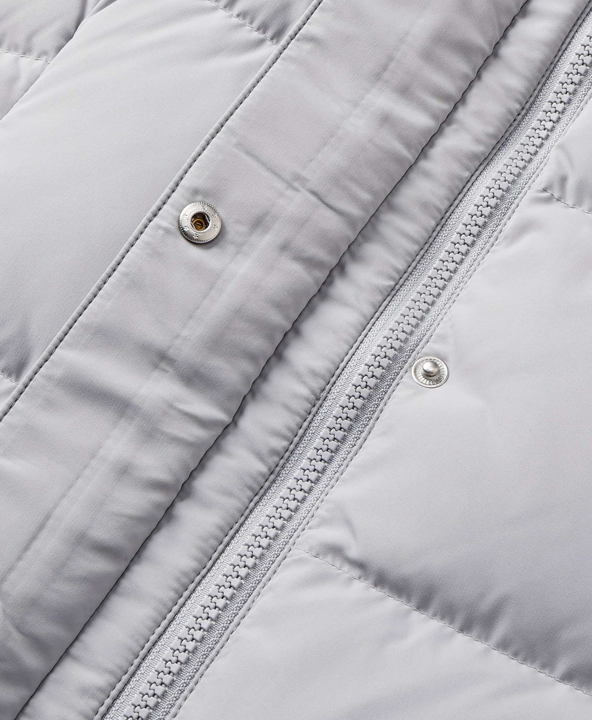 ORORO Heated Women's Heated Down Vest (800-Fill) - Image 12