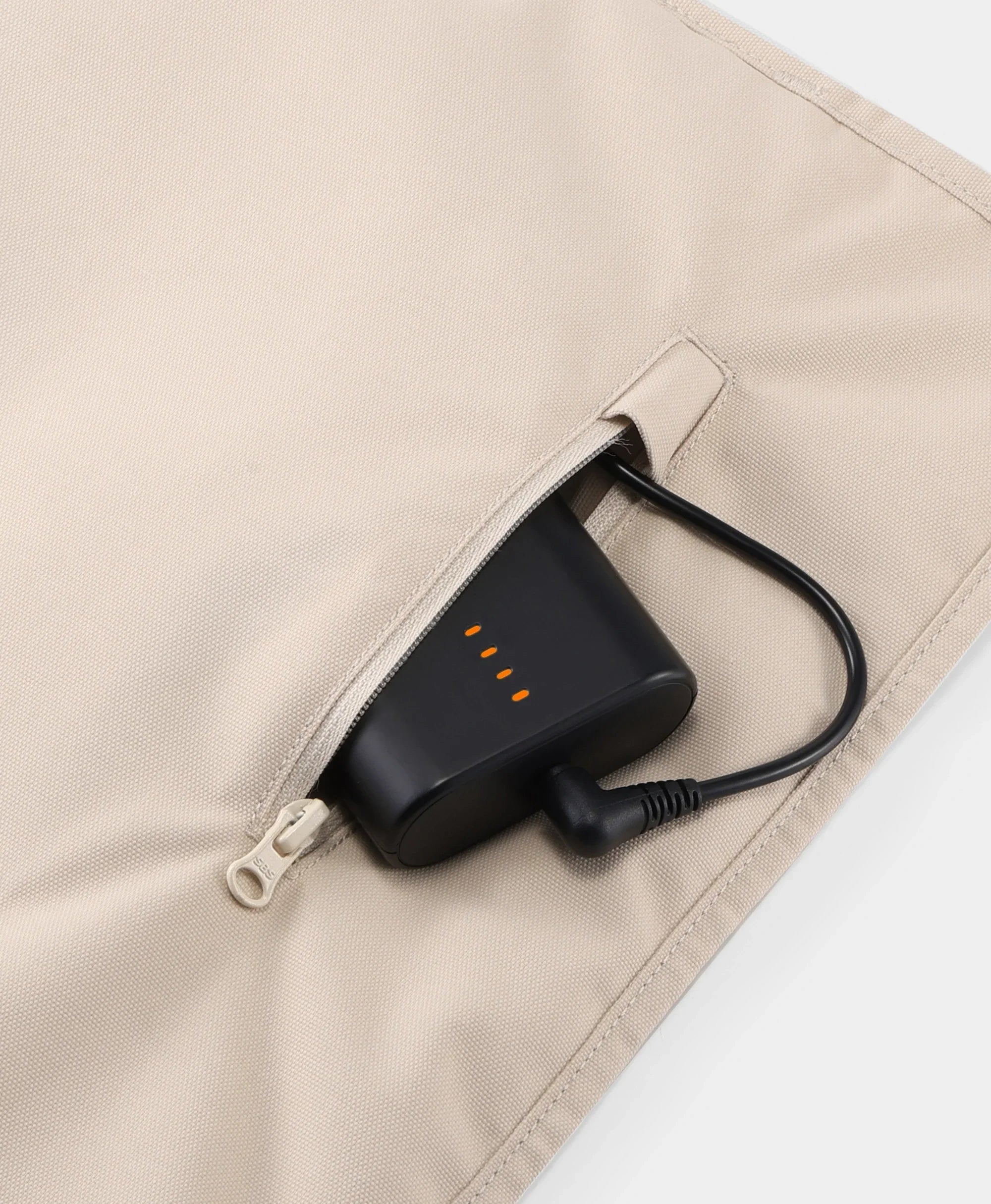 ORORO Heated Kozzzy 2-Zone Heated Pet Blanket - Image 15